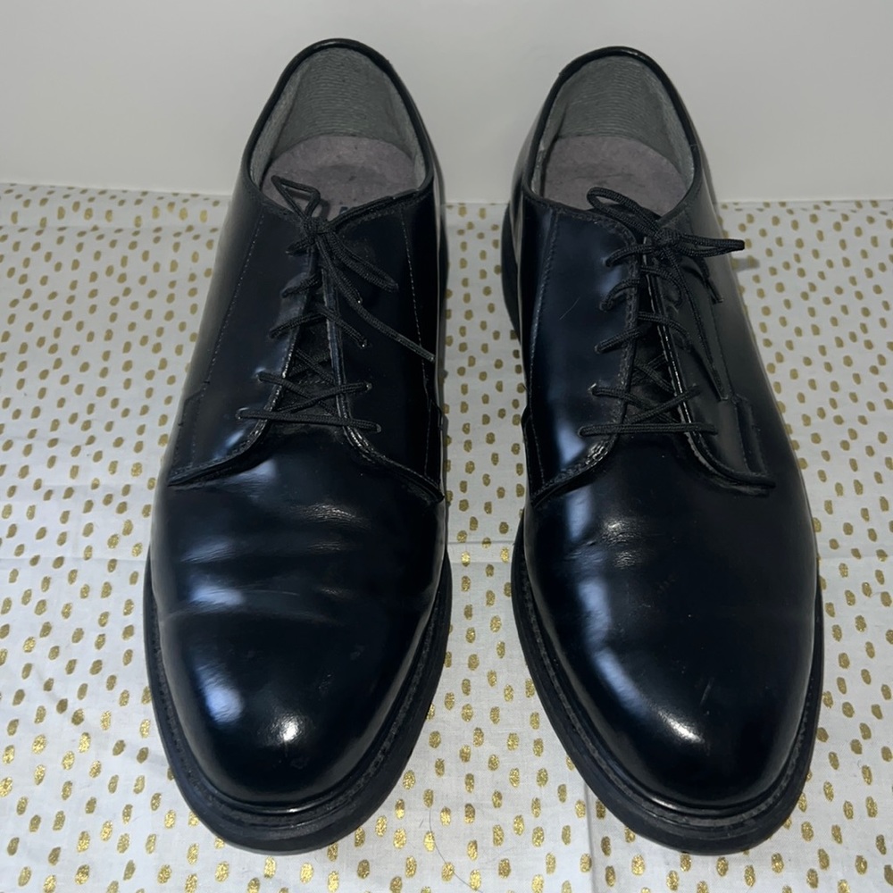 Men’s dress shoes